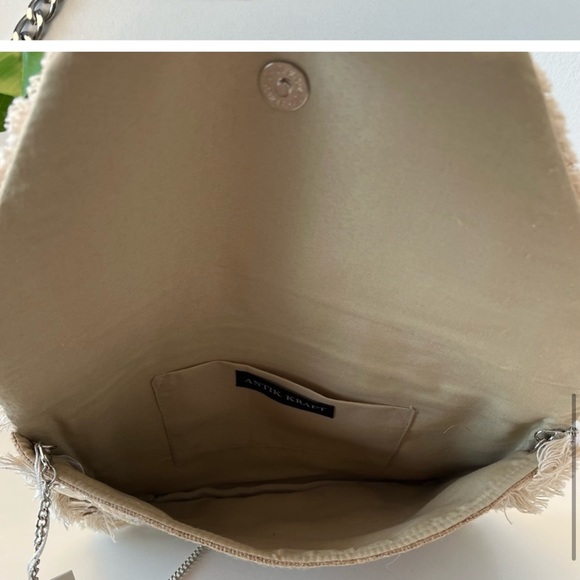 NWT Antik Kraft Bohemian Beaded Fringe
Clutch w removable strap - Picture 10 of 15